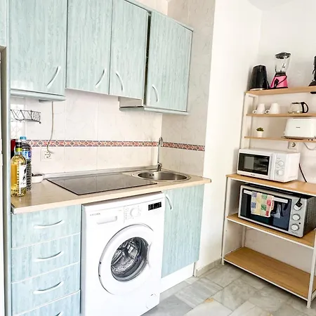 Peaceful 1 Bedroom In Torremolinos, Pool & Views Torremolinos