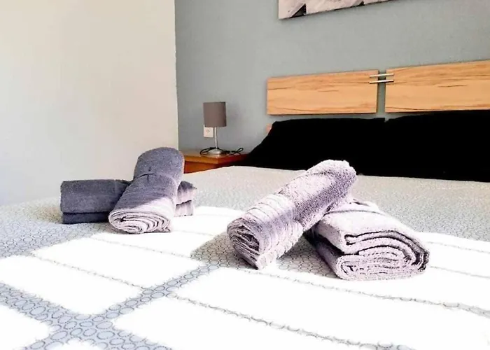 Apartamento Torremolinos: Quiet 1bedroom With Pool & Sea Views