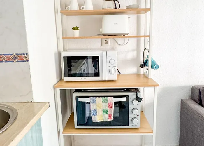 Apartamento Torremolinos: Quiet 1bedroom With Pool & Sea Views Torremolinos