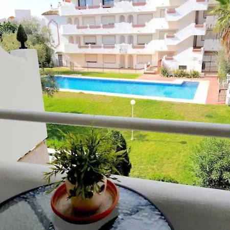 Torremolinos: Quiet 1bedroom With Pool & Sea Views توريمولينوس