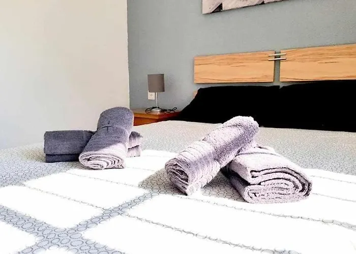 Peaceful 1 Bedroom In Torremolinos, Pool & Views Torremolinos