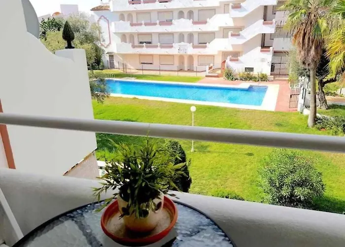 Torremolinos: Quiet 1bedroom With Pool & Sea Views Torremolinos